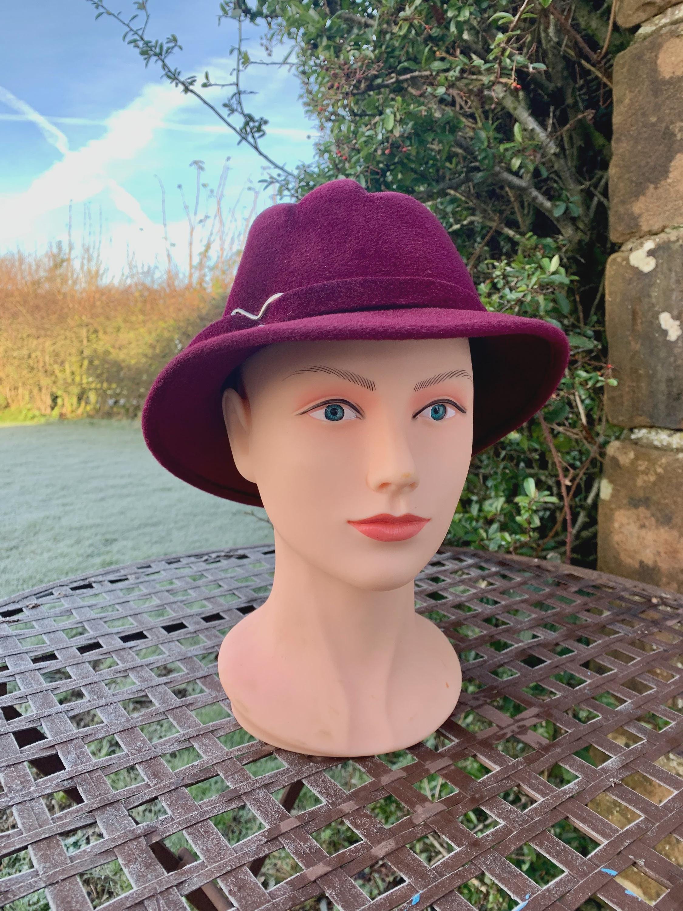Vintage style classy hat Wide Brim Elegant Hat Lace Bridal Wedding In A Vintage Style  main image 2