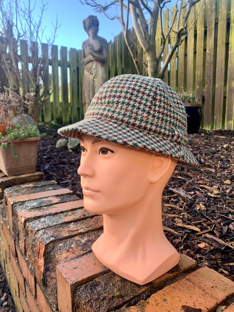 DEERSTALKER TWEED HAT Vintage English or British Country Tweed