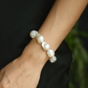 Large Baroque Pearl Bracelet, Statement Bracelet, Bridal Bracelet, Bridesmaid Bracelet, Wedding Bracelet, Anniversary Gift,Handmade Bracelet