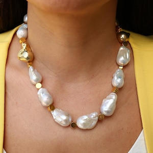Natural Large Pearl Statement Necklace, Gold Baroque Pearl Choker, Gold Pearl Jewelry, High Luster Real Pearl Choker, Dainty Birthday Gift