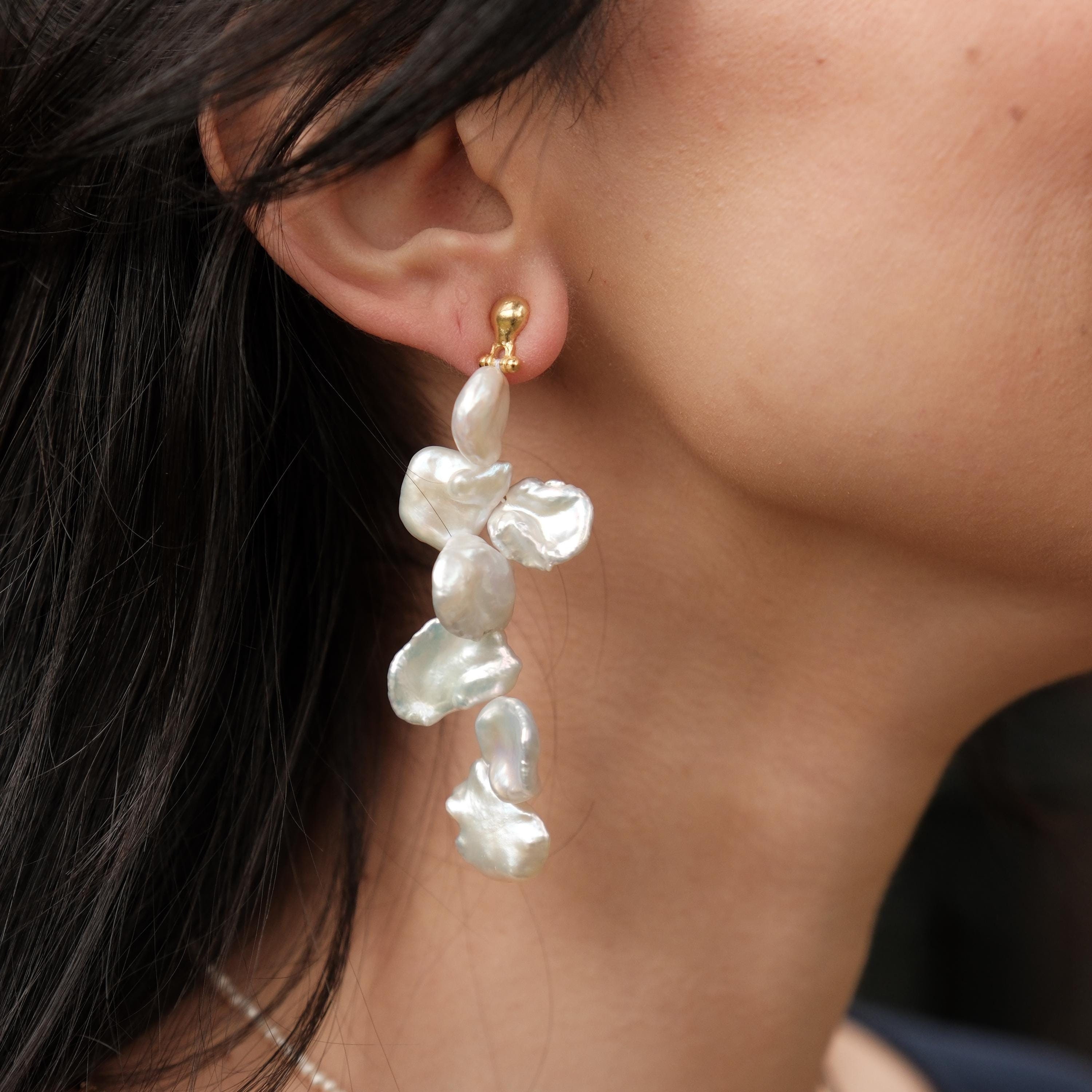 Keshi Pearl Dangle Earring, Minimalist Freshwater Pearl Earrings, Natural Keshi Pearl Statement Earring, Bridal Pearl Earring, Handmade Gift