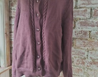Paarse handgebreide trui met knoop aan de voorkant en mouwdetail, nieuw: 18 XL