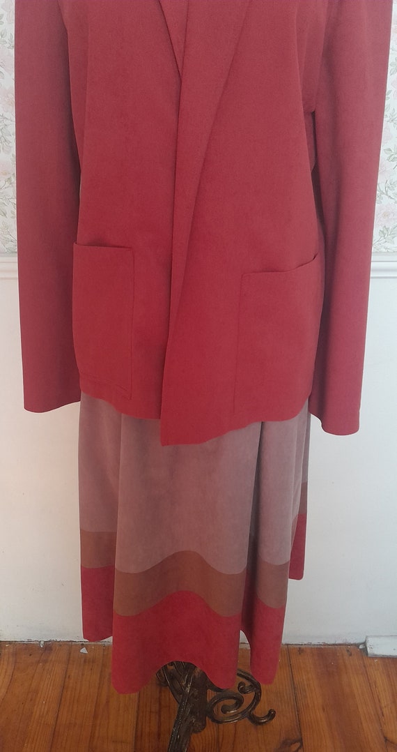 Gorgeous Faux Suede Vintage 70's Skirt Suit Flirt… - image 6