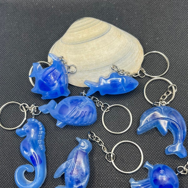 Blue seaglass resin keychain, Blue seaglass, Beachy keychain, dolphin, sea creatures, Backpack accessory, Back to school, keyrings for kids