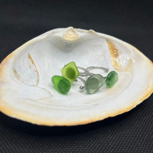 Green sea glass ring, sea glass jewelry, womens rings, gift for her, beachy jewelry, simplistic ring
