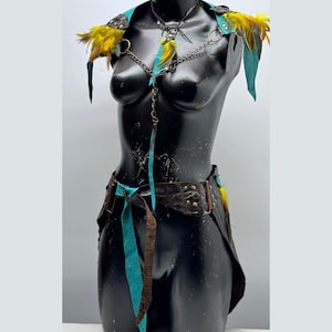 Tribal Leather Costume Set – Feathered Warrior Harness & Skirt | LARP Cosplay Outfit Adjustable XS-S-M-L Size