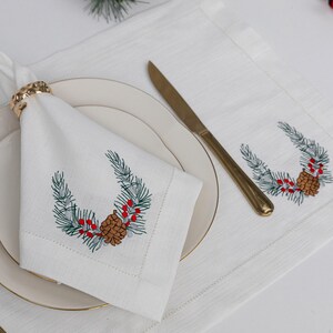 Set de table et serviette de table en lin brodé de Noël 6/12-serviette en tissu de Noël floral brodé-idée cadeau de Noël