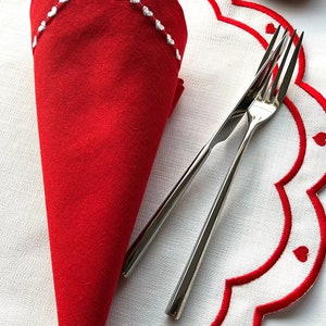 Embroidered Valentine&#39;s Day Placemat - Red Heart Linen Napkin Set