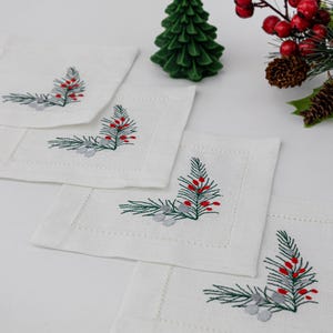 Servilletas de cóctel navideñas bordadas - Juego de lino de pino y bayas