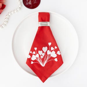 Embroidered Valentine&#39;s Day Napkins- Heart Pattern Linen Dinner Napkin