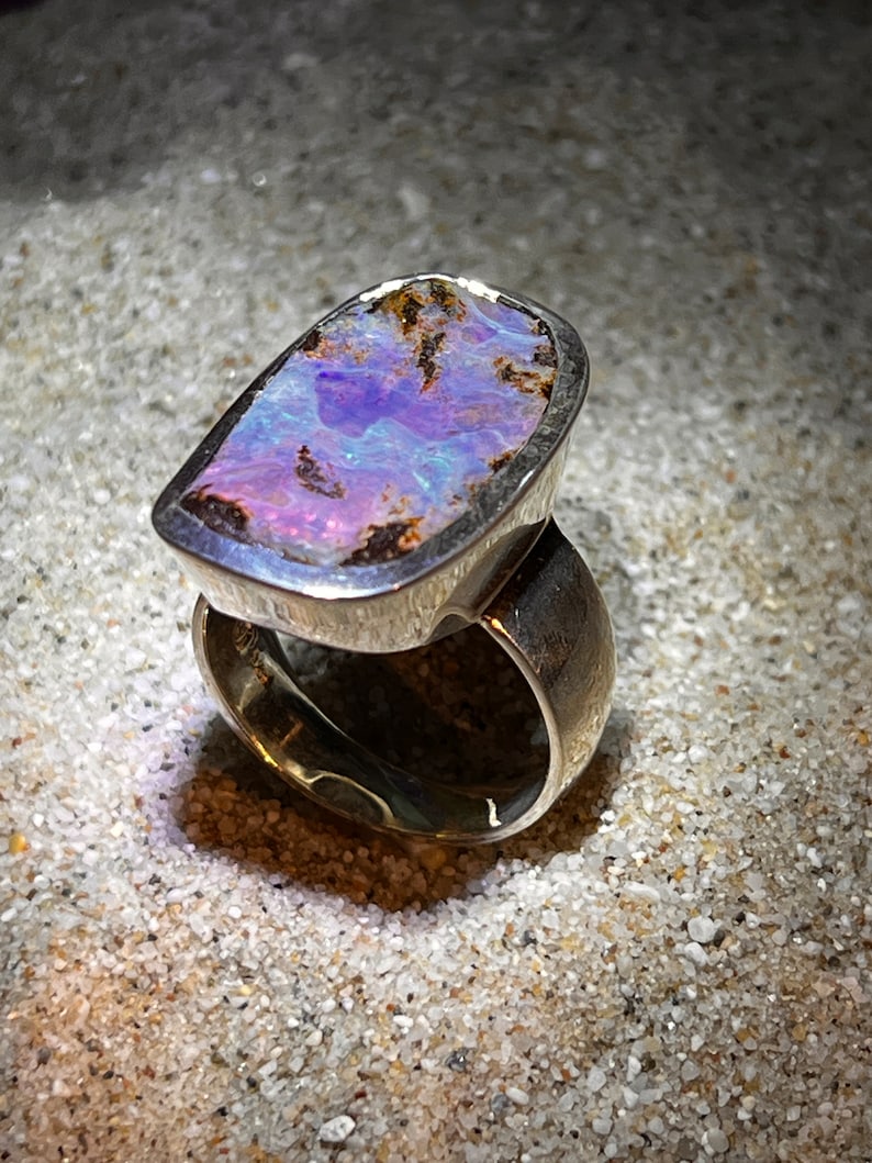 Queensland Mega Opal Ring in Silber Bild 1