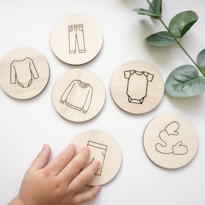 Nursery Labels Clothing Dresser labels | wooden dresser labels | Clothing Storage wooden round labels | clothes organization | closet labels