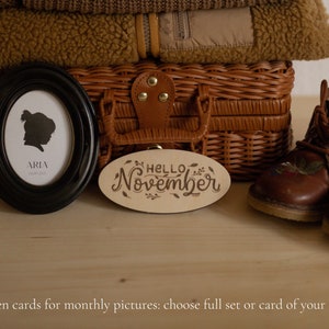 Jalons mensuels esthétiques en bois | accessoire photo en bois gravé | Jalons en bois de 12 mois | étapes clés du bébé de deuxième année | bonjour l'hiver