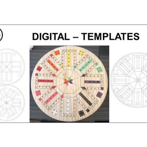 Op de afbeelding: Een rond houten spelbord met een 12-delige ontwerp. Elk gedeelte heeft een andere kleur en een ander patroon. Het midden van het bord toont een ster met een rood, geel, groen, blauw en wit ontwerp. Het bord is omgeven door een zwarte rand.