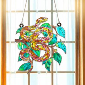 Apanhador de Sol de Acrílico em Formato de Cobra-do-Milho para Janela – Presente Personalizado em Acrílico Transparente, Decoração para Amantes de Répteis, Enfeite Exótico de Cobra para Exposição Solar.