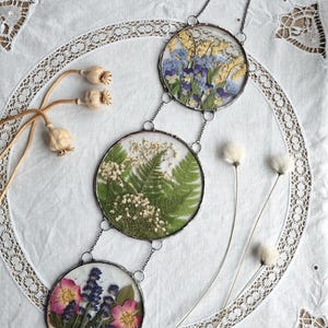 Mixed flowers wall hanging, Terrarium decor. Swedish handcraft.