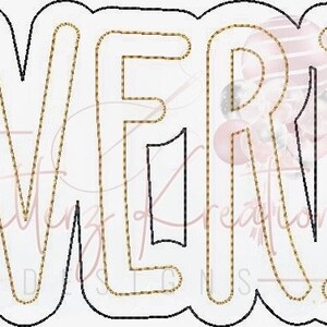 Può includere: Un contorno bianco della parola "MAVERICK" con una linea punteggiata dorata attorno alle lettere.