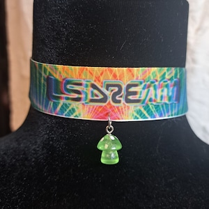 Lsdream Inspired Choker, with glow-in-the-dark Mushroom