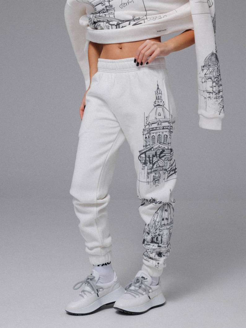 Stylish Cotton Joggers with Italian Print Comfy Streetwear Pants for Women Milk