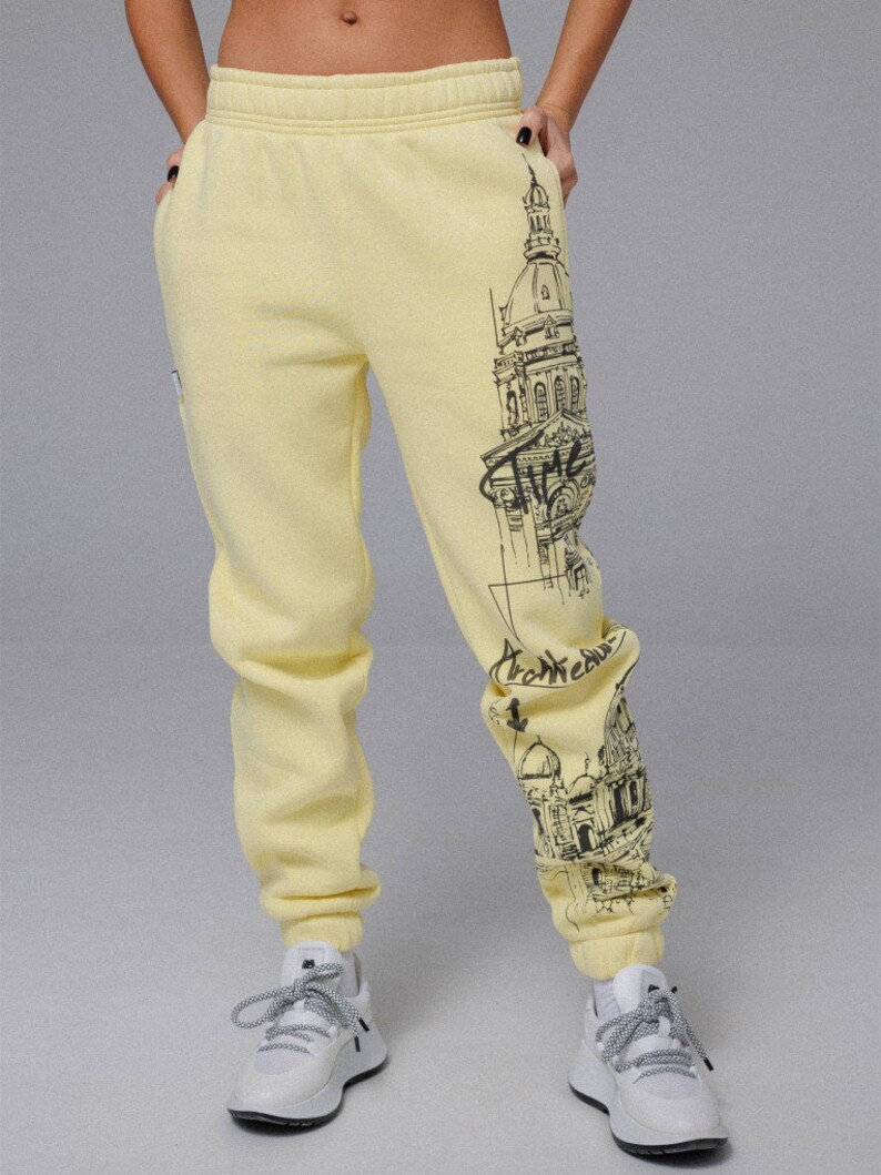 Stylish Cotton Joggers with Italian Print Comfy Streetwear Pants for Women Pistachio