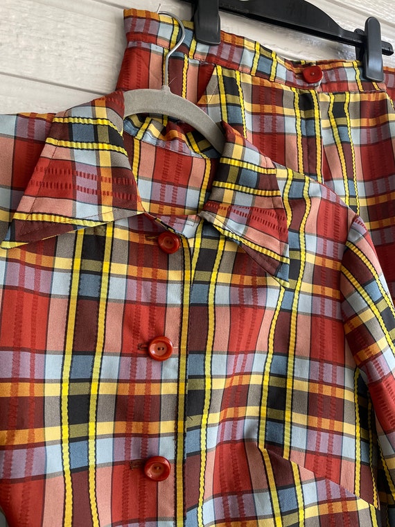 1970s Unisex Red Yellow Blue Plaid Suit Large