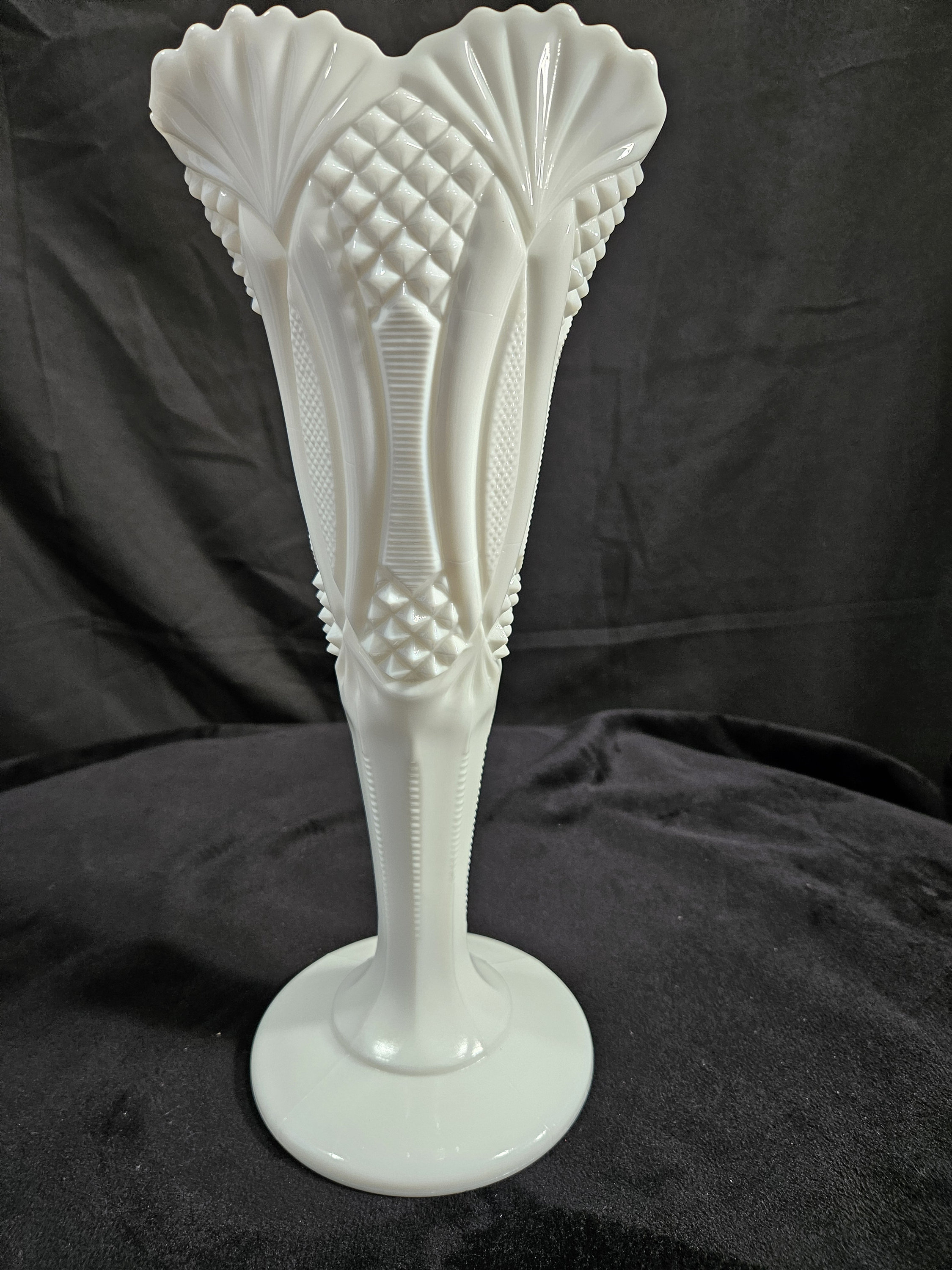 Vintage 12.5" Kemple Jubilee Milk Glass Vase. Beautifully and well made in a heavy pressed and cut pattern. Georgous!