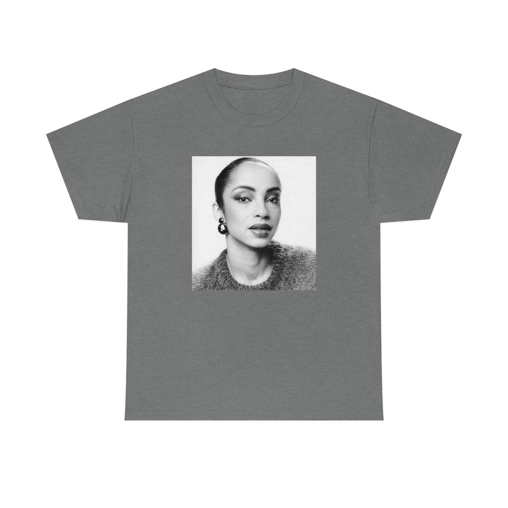 Sade Adu Your Love Is King Square Photo Men'S T Shirt – BlacksWhite