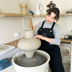 Personalized Pottery Apron: Custom Logo, Water Repellent, Artist Gift