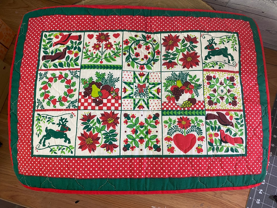 Vintage Christmas Placements, Quilted, Reversible, Set of 4, Christmas