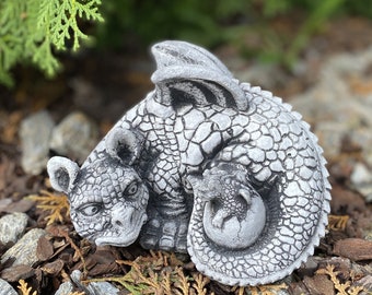 Dragon mother with child Concrete Dragon sculpture for outdoor decor Fantasy lover gift Dragon ornament