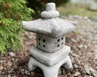 Stone garden pagoda Japanese decoration Pagoda lantern Outdoor ornament Garden art