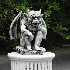 Gargoyle statue outdoor, Sitting Gargoyle Sculpture, Gargoyle Sculpture Gift, Stone Statue Gothic