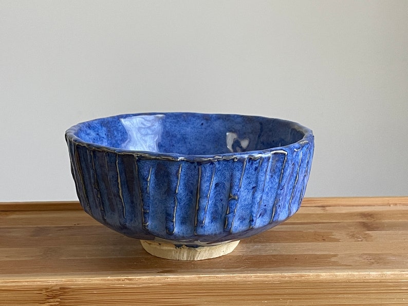 bright blue kurinuki chawan tea bowl / handbuilt ceramic matcha / snack bowl / 12 oz / sominceramics image 2