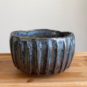 Handbuilt Kurinuki Tea Chawan: Sculptural Ceramic Matcha Bowl (16 oz)