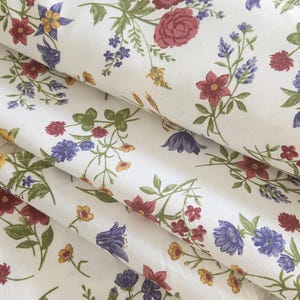 Vintage Style Cotton Tablecloths, Botanical Provence Wildflowers Design, Handcrafted Rectangular Dining Cloth 55 70 90 118 inch French Decor