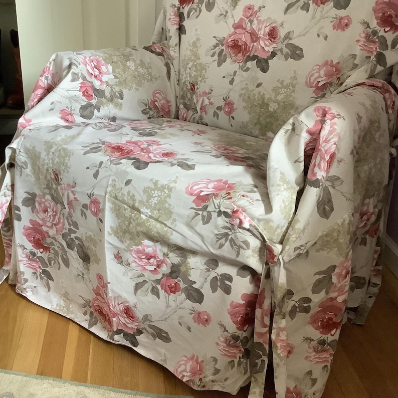 Funda para sofá con rosas rosas: Funda para sofá estilo granja rústica imagen 2