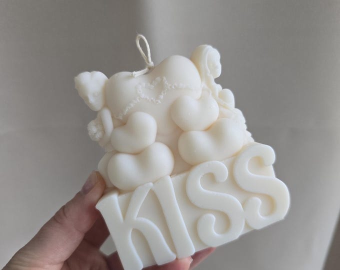 Świeca sojowa KISS