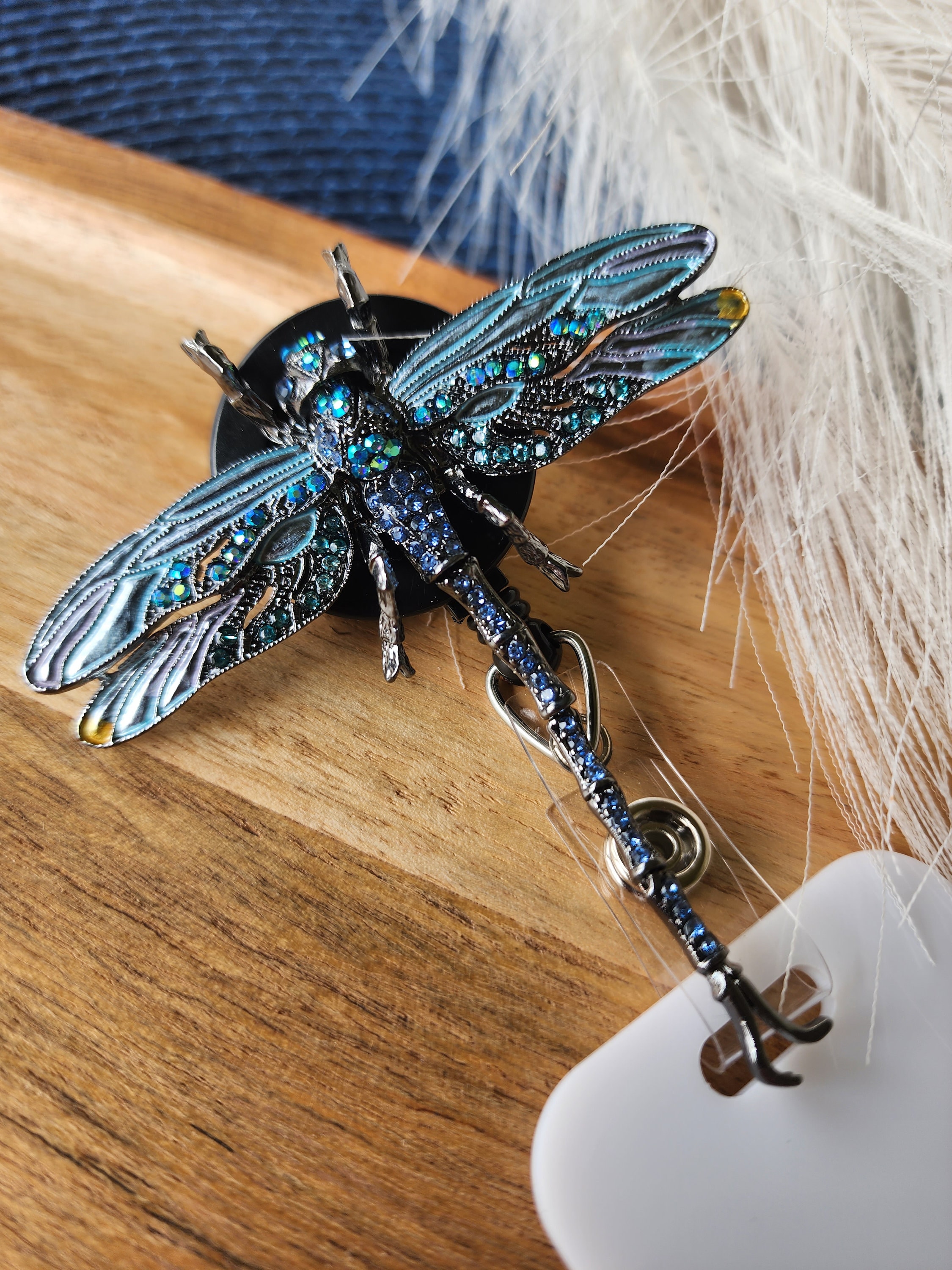 Whimsical Pearlescent Green Rhinestone Silver Dragonfly Badge Reel Spring Season Nurse Teacher Doctor Retail Name Badge Retractable Reel