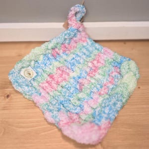 Chunky Knit Trivet: Handmade Cotton Chenille Pot Holder - Heat Resistant