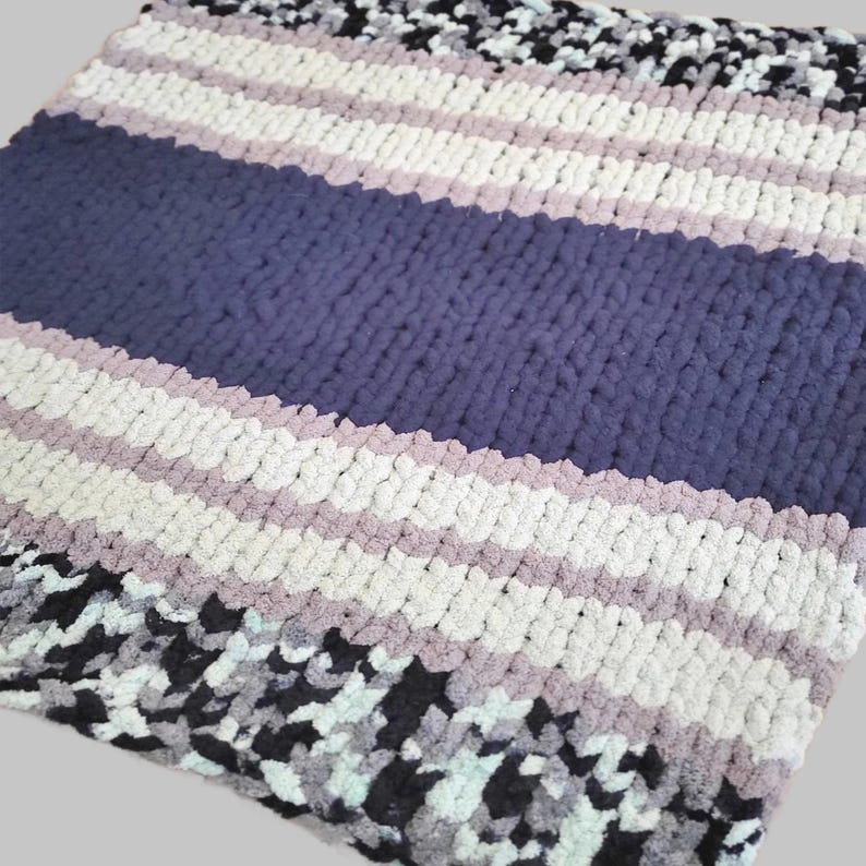 BoujeeBabeeCompany Chunky Chenille Knit Blanket - Thumbnail 4