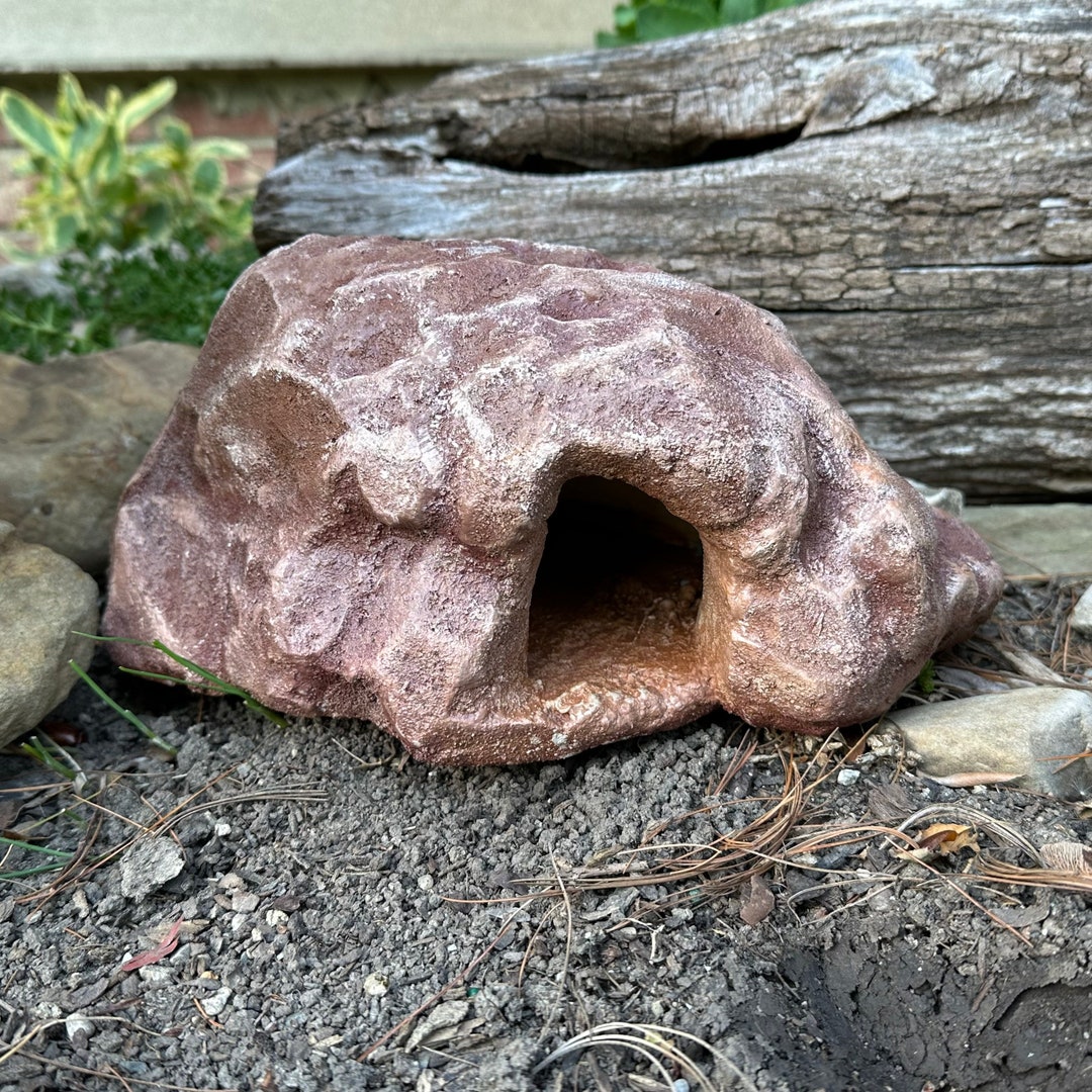 Small Handmade Reptile Hide, Rock Cave, Cave Hide, Reptile Cave, Carved