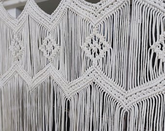 Large Window macrame curtain, Large macrame Wall hanging, White Macrame wall hanging, Woven Wall Hanging, House Warming Gifts