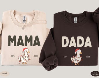 Sudadera "Primera Navidad como Padres", Sudadera navideña a juego para mamá y papá, Camiseta navideña familiar personalizada, Camiseta de regalo de Navidad para mamá y papá