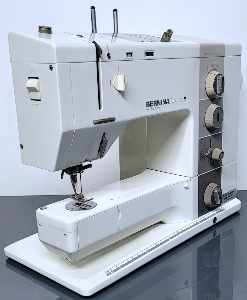 Bernina 930 Record w/Recapped Board, Ndl. UP/DOWN, Serviced, Heavy-Duty Sewing Machine , Portable w/2-Yr. Warranty image 2