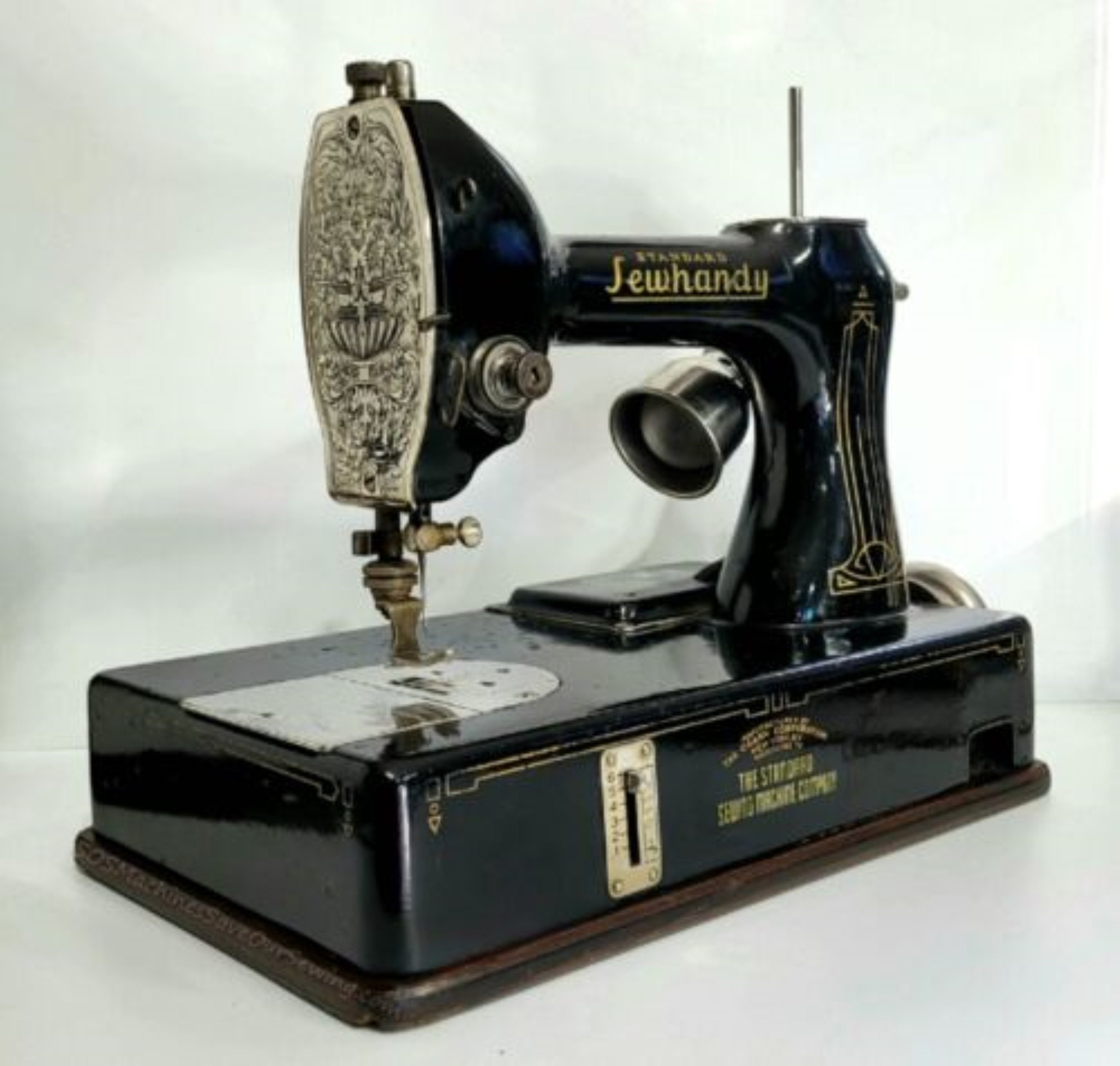 40+ Antique Singer Portable Sewing Machine - SheraziaFaydi