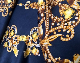écharpe vintage en sergé de soie Écharpe en soie Pierre Cardin Écharpe bleu foncé et écharpe carrée dorée Echarpes pour femme Cadeau pour elle !
