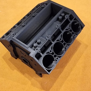 Porta biglietti da visita motore V8