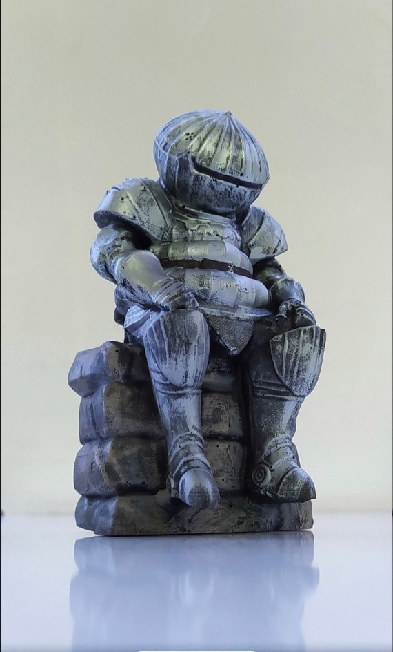 Dark Souls Statue of Knight in Onions / Siegemeyer of Catarina Etsy