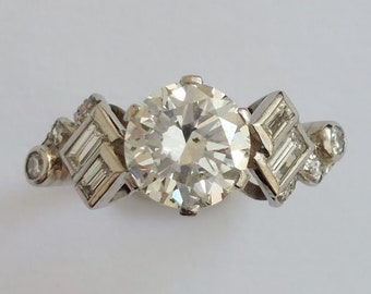 VVS1 2.1Ct Round Cut Diamond Ring, Multi Stone Ring, 14K White Gold Ring, Anniversary Gift Ring, Unique Promise Ring, Wedding Ring for Women