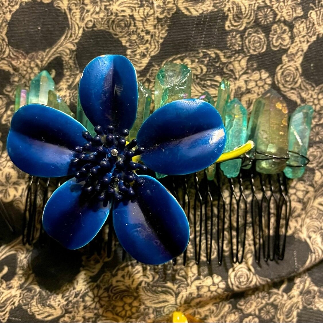 ★?? Handmade Upscaled Crystal 60s Flower Power Hair Combs ??★ Handmade Upscaled Crystal 60s Flower Power Hair Combs - Etsy main image 2